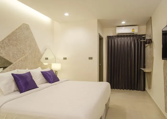 Spittze Pratunam 3*