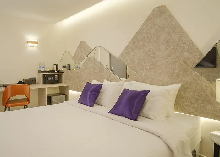Spittze Pratunam 3*